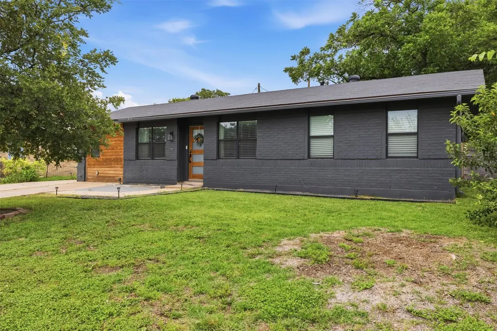 1014 S Meadows Drive Austin TX 78758