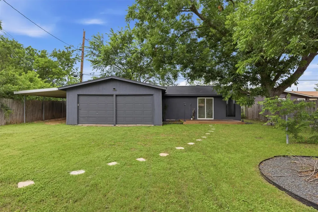 1014 S Meadows Drive Austin TX 78758