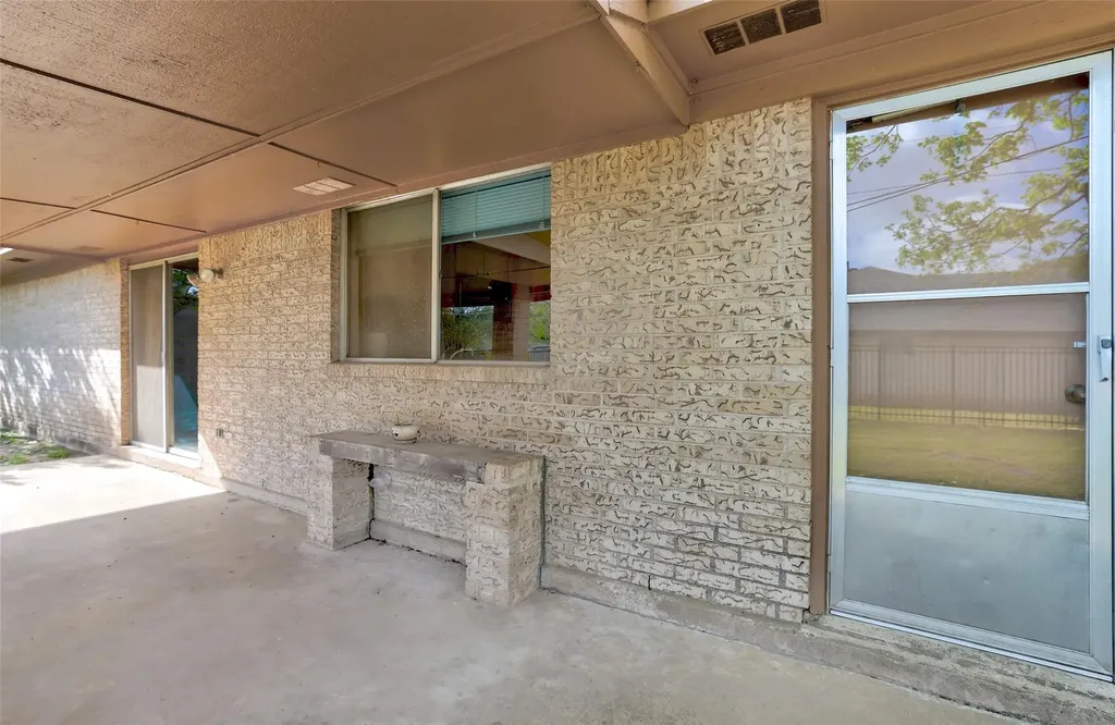 2303 Dawn Drive Georgetown TX 78628