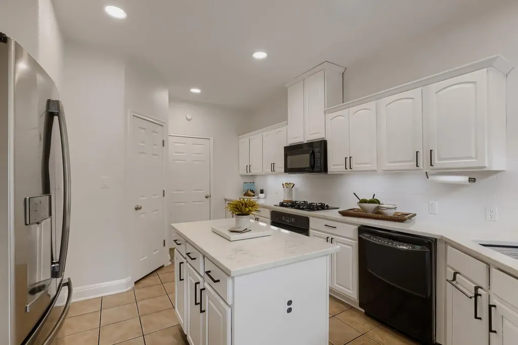 112 Aria Ridge Austin TX 78738