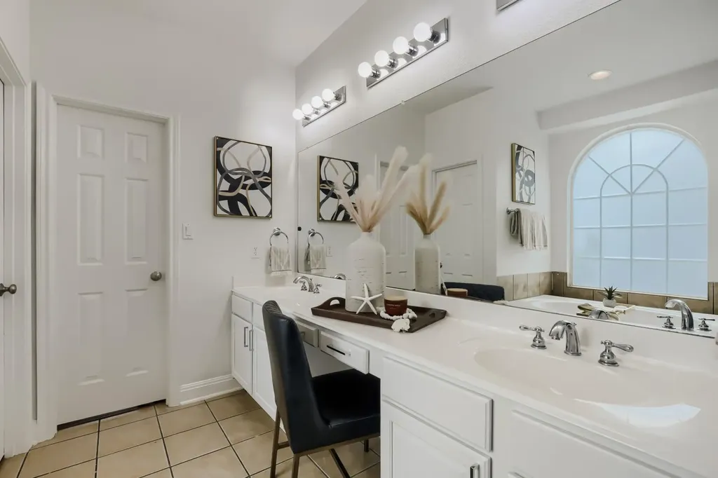 112 Aria Ridge Austin TX 78738