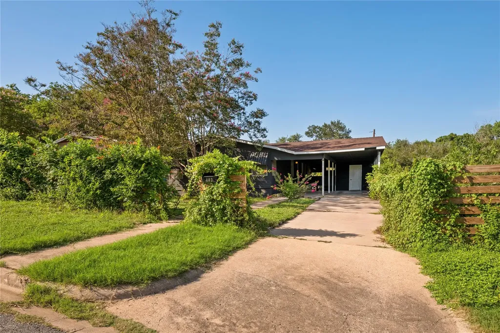 402 Philco Drive Austin TX 78745