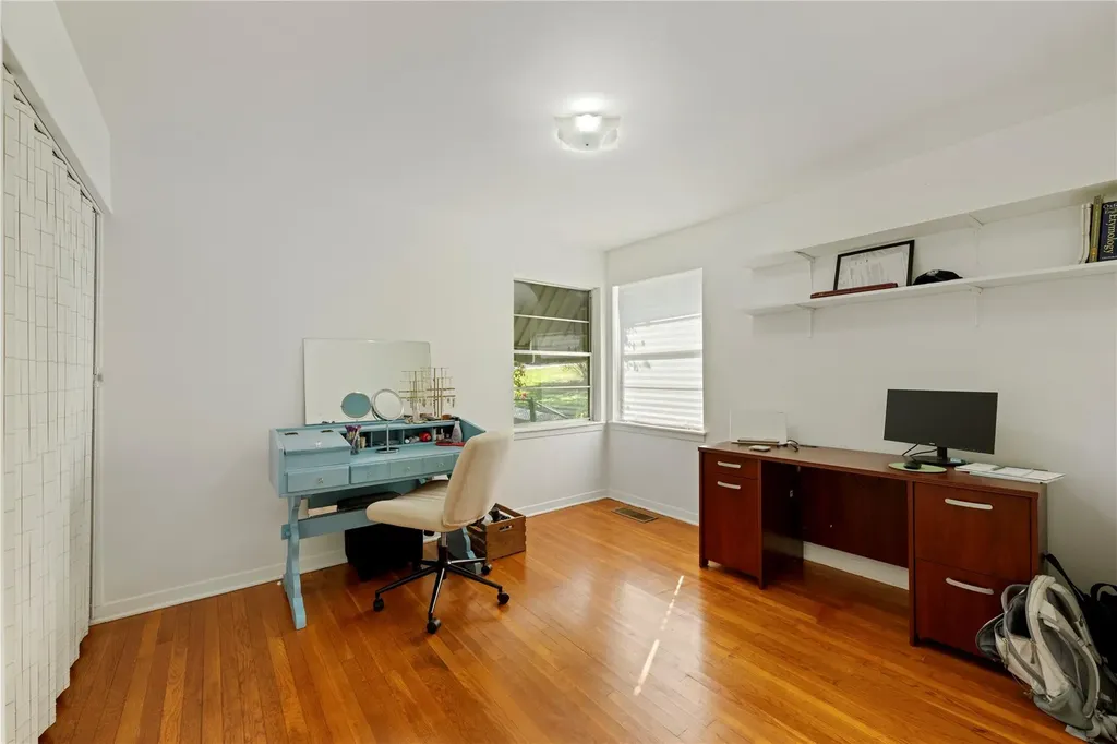 402 Philco Drive Austin TX 78745