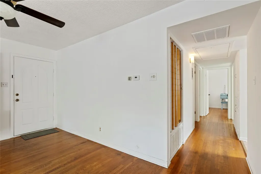 402 Philco Drive Austin TX 78745