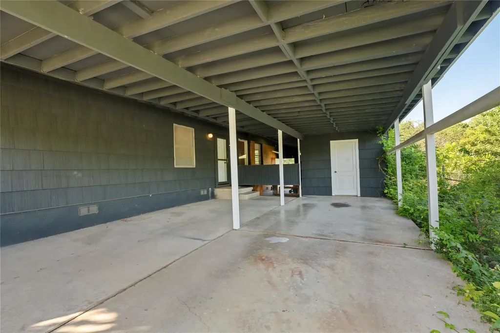 402 Philco Drive Austin TX 78745