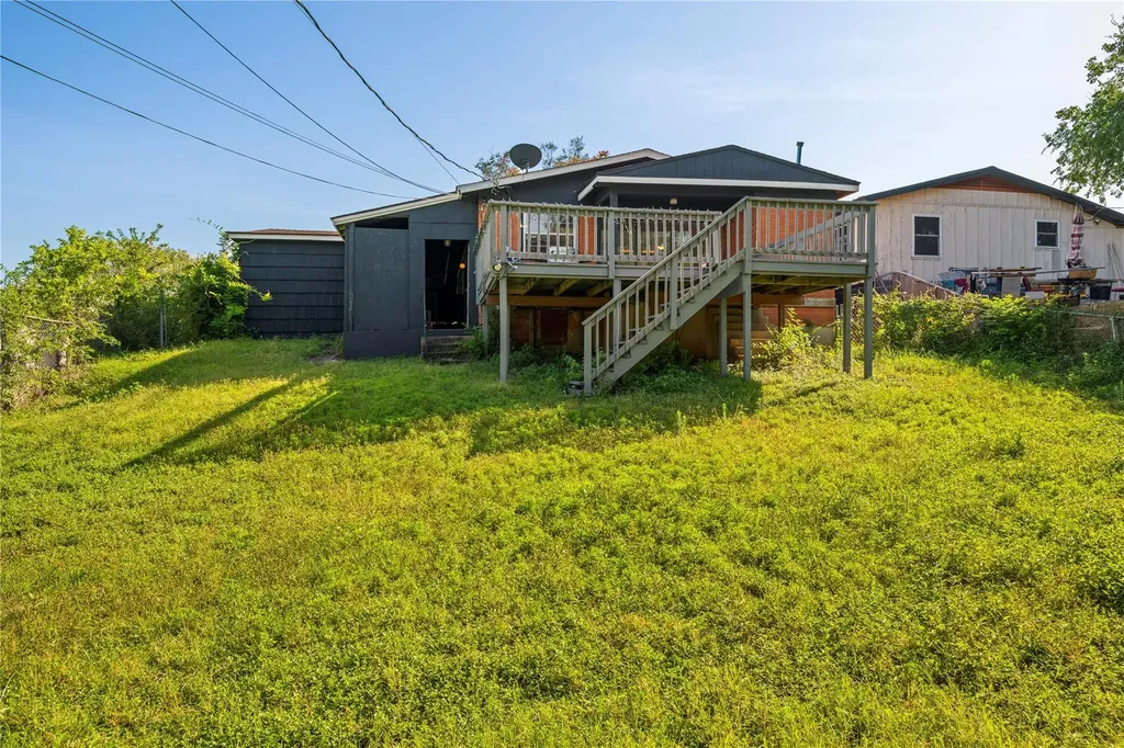402 Philco Drive Austin TX 78745