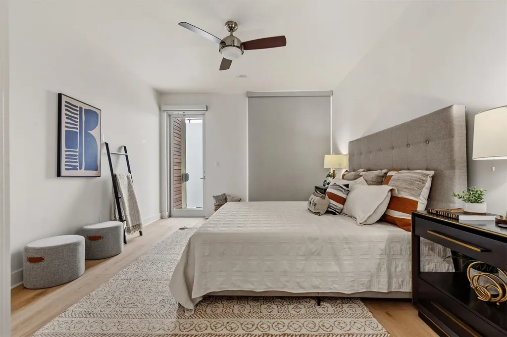 210 Lee Barton Drive Austin TX 78704