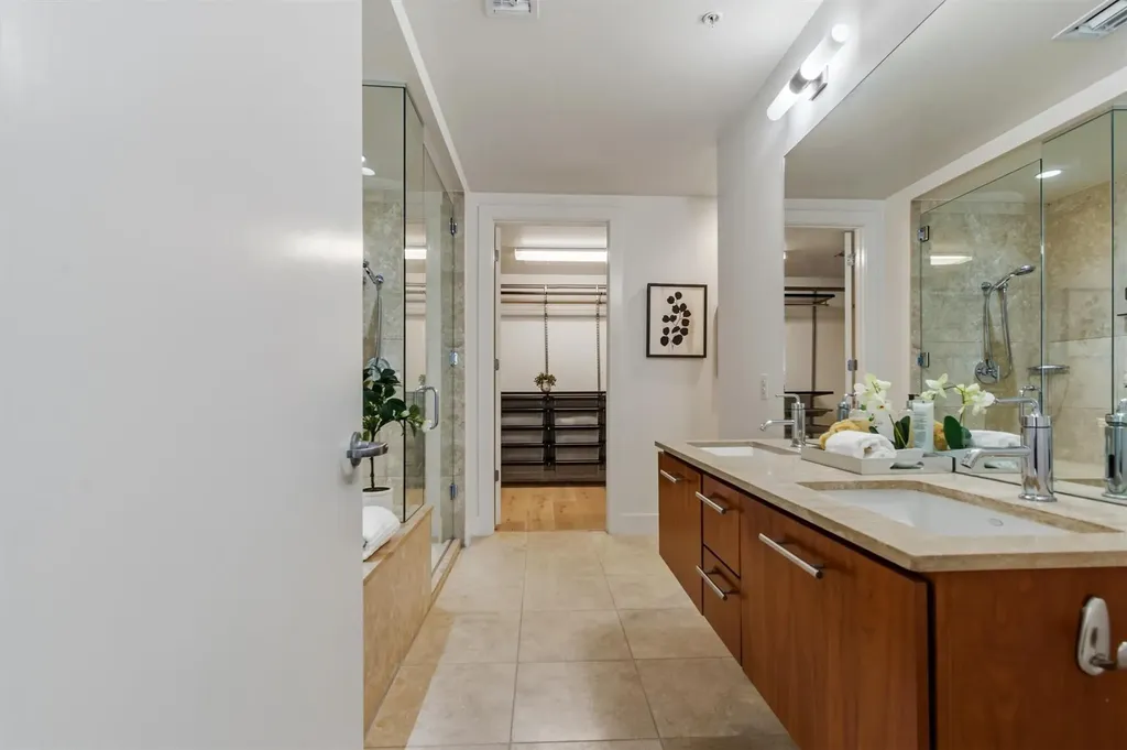 210 Lee Barton Drive Austin TX 78704