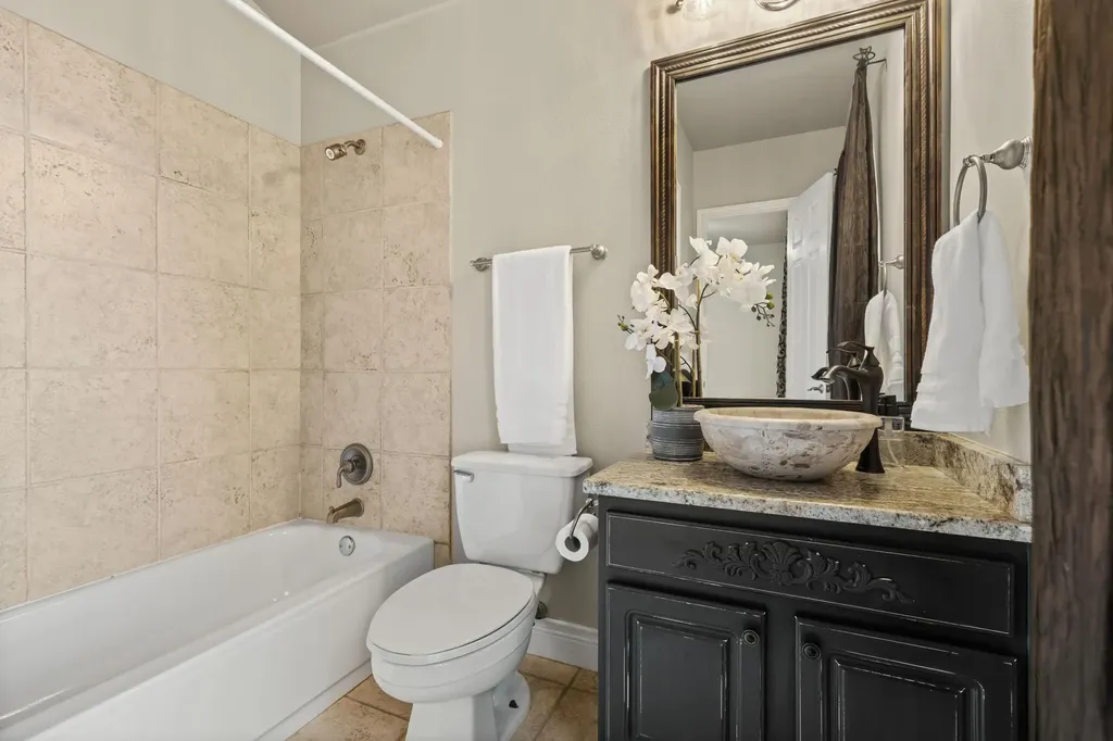 901 Palos Verdes Leander TX 78641
