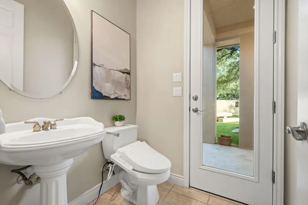 901 Palos Verdes Leander TX 78641