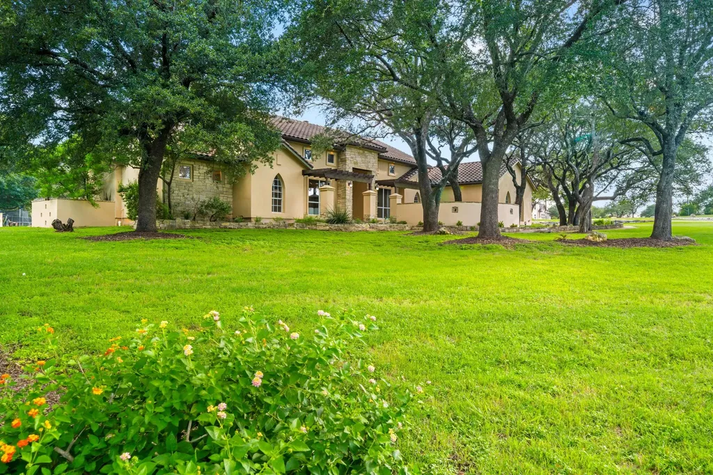 901 Palos Verdes Leander TX 78641