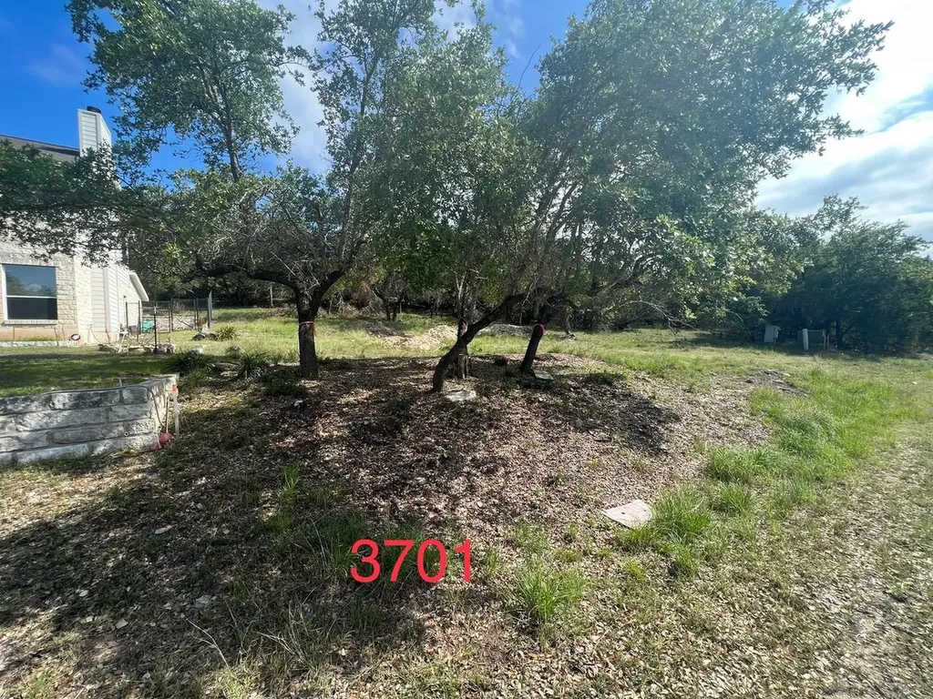 3701 Parliament Cove Lago Vista TX 78645