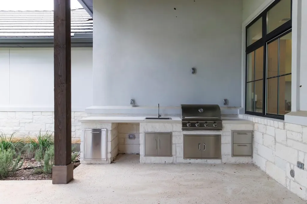 1005 Cimarron Hills Trail W Georgetown TX 78628