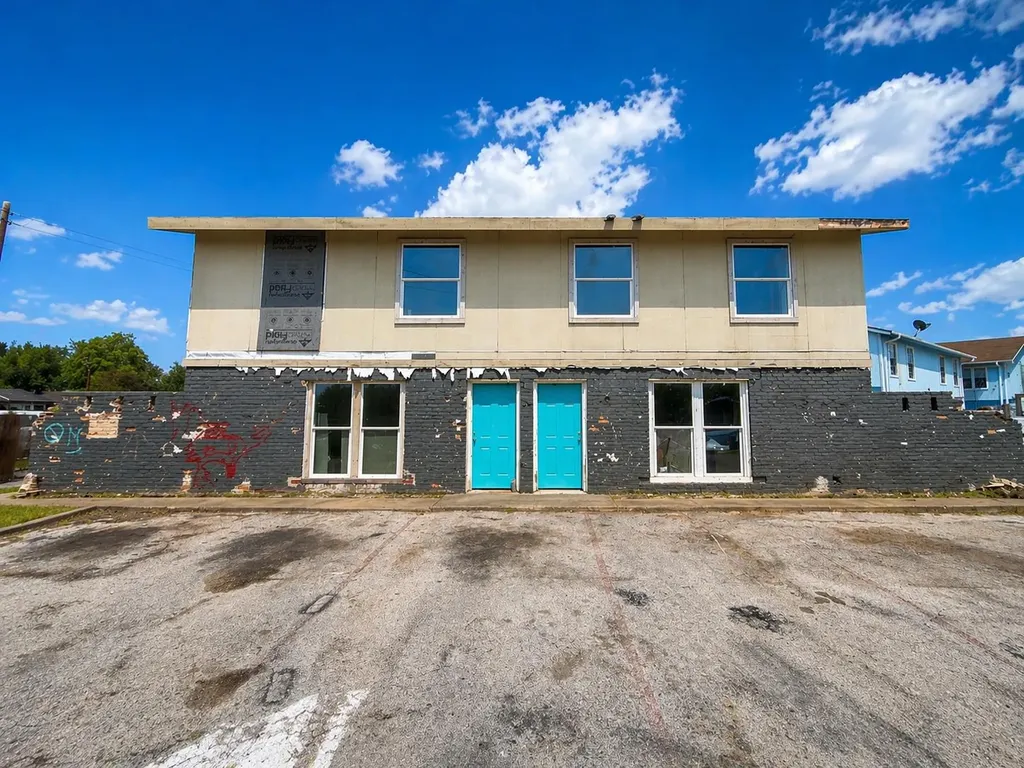 8605 Fireside Drive Austin TX 78757