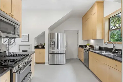 2608 Del Curto Road Austin TX 78704