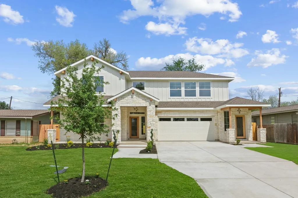 1412 Kent Street Taylor TX 76574