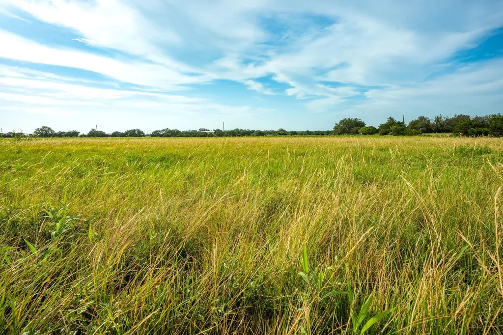 00 County Road 284 Liberty Hill TX 78642
