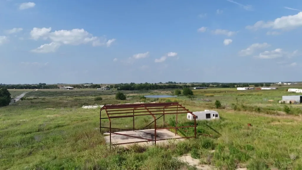 1701 County Road 417 Taylor TX 76574