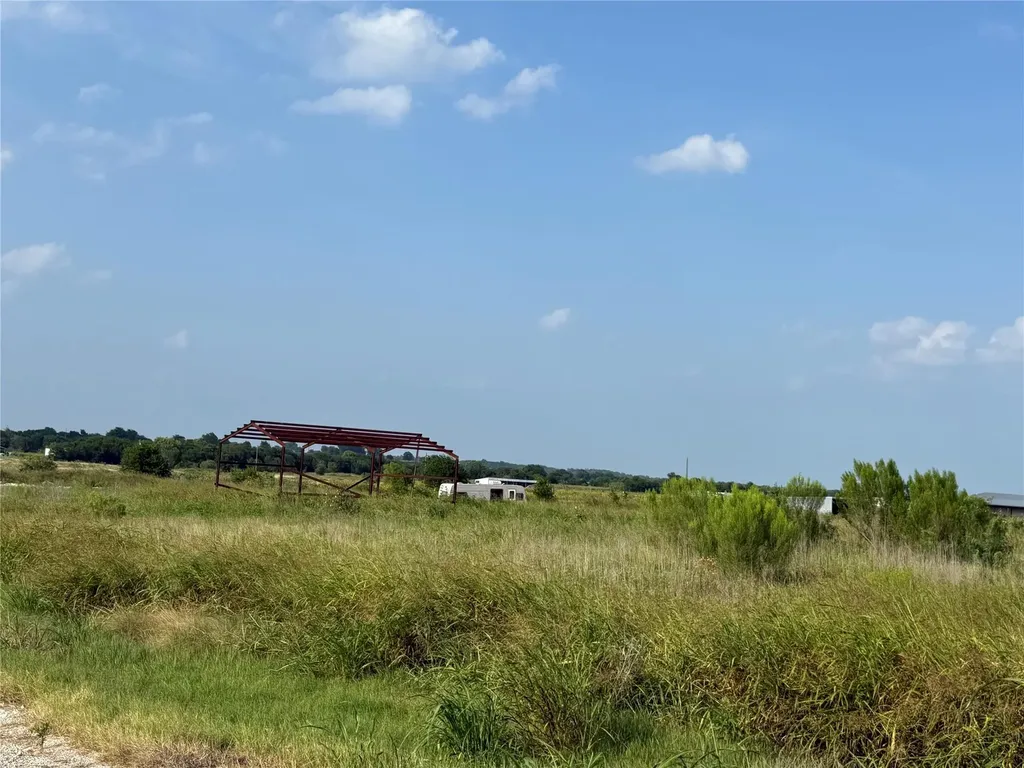 1701 County Road 417 Taylor TX 76574