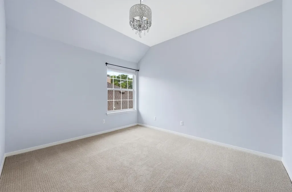 10033 Scull Creek Drive Austin TX 78730
