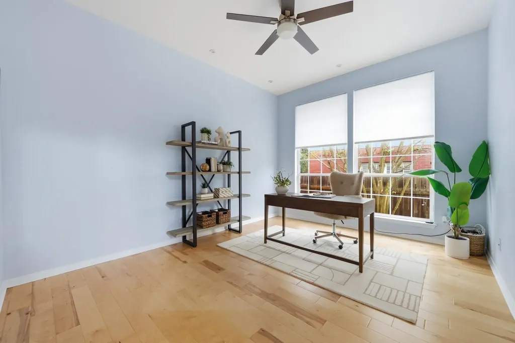 10033 Scull Creek Drive Austin TX 78730
