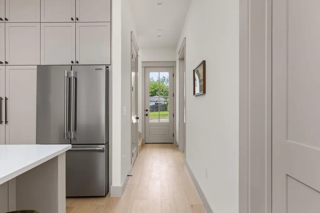 2503 E 18th Street Austin TX 78702