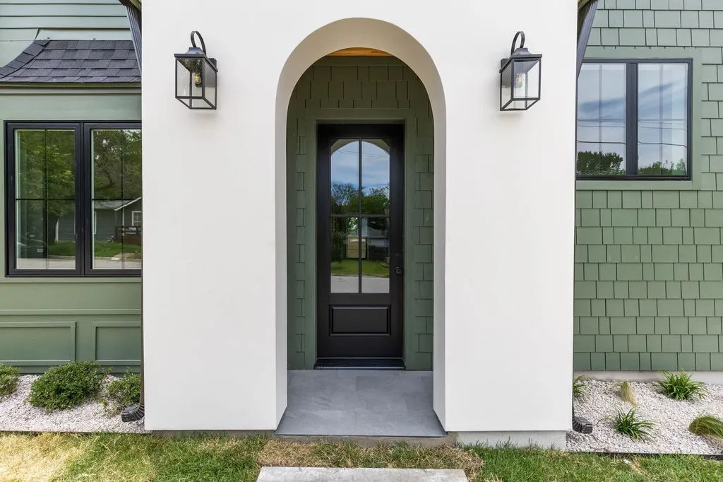 2503 E 18th Street Austin TX 78702