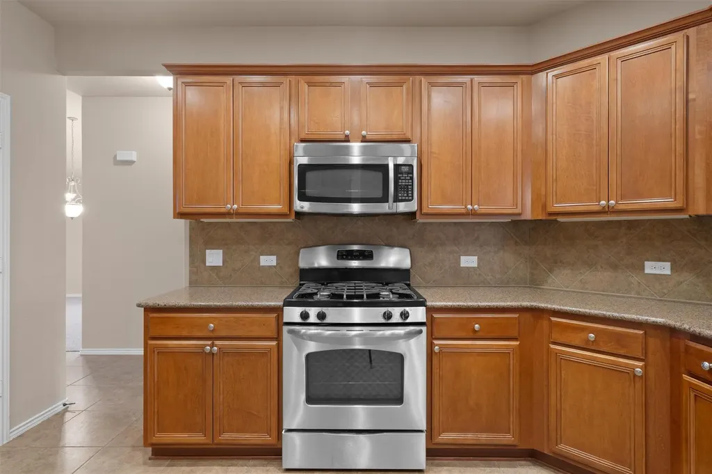 306 Tom Kite Drive Round Rock TX 78664