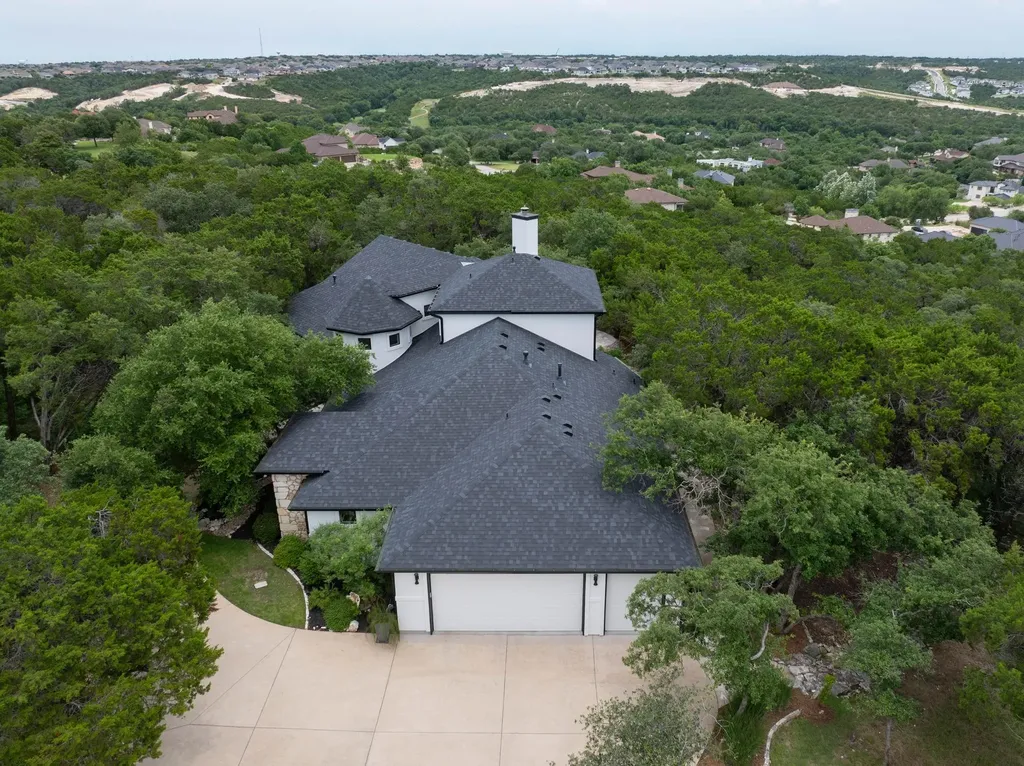 1403 Camelback Leander TX 78641