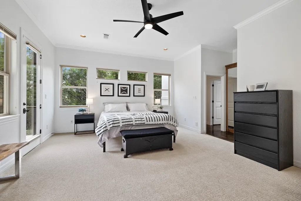 1403 Camelback Leander TX 78641
