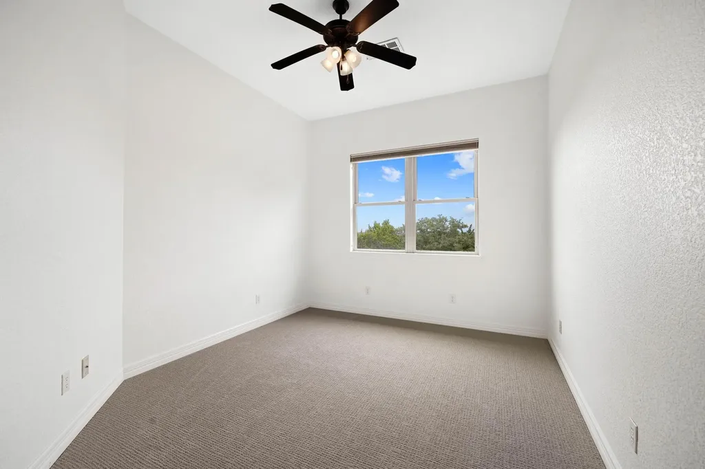 1403 Camelback Leander TX 78641