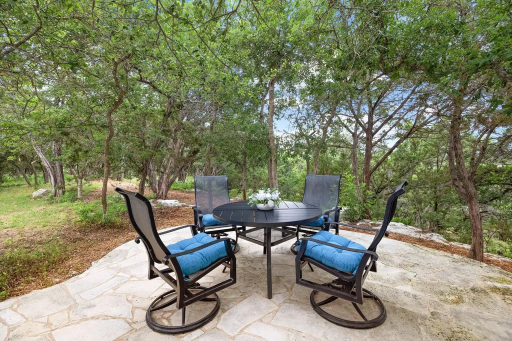 1403 Camelback Leander TX 78641