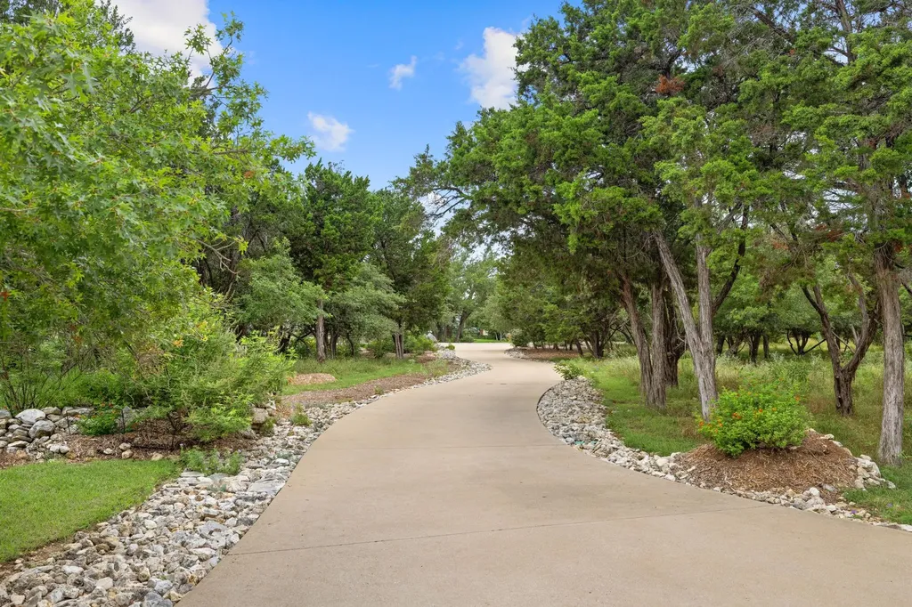 1403 Camelback Leander TX 78641