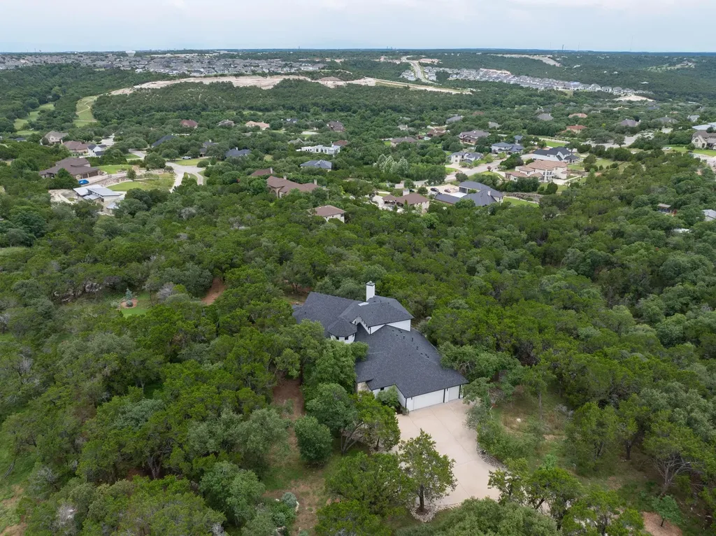1403 Camelback Leander TX 78641