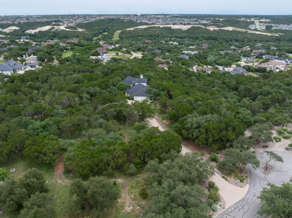 1403 Camelback Leander TX 78641