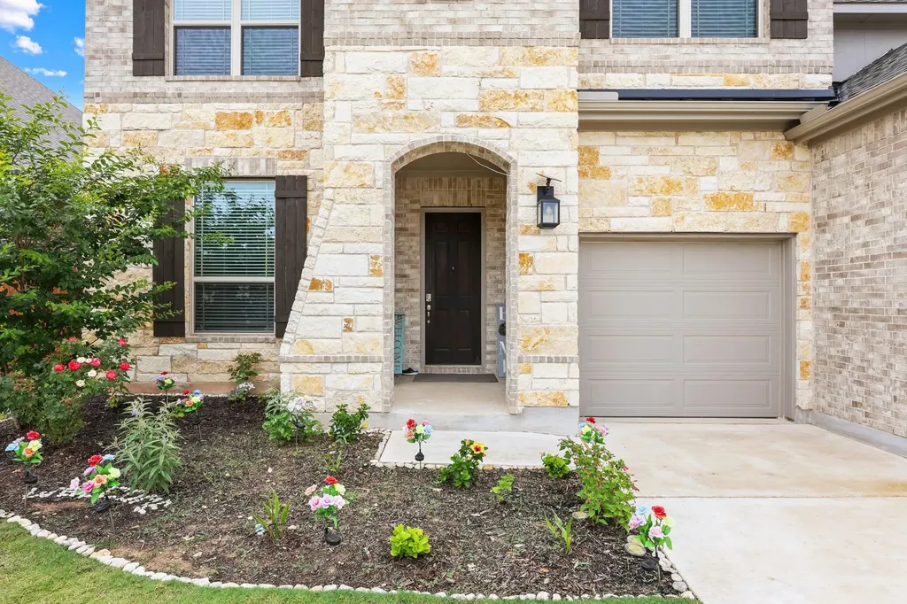 1521 Red Berry Pass Georgetown TX 78628