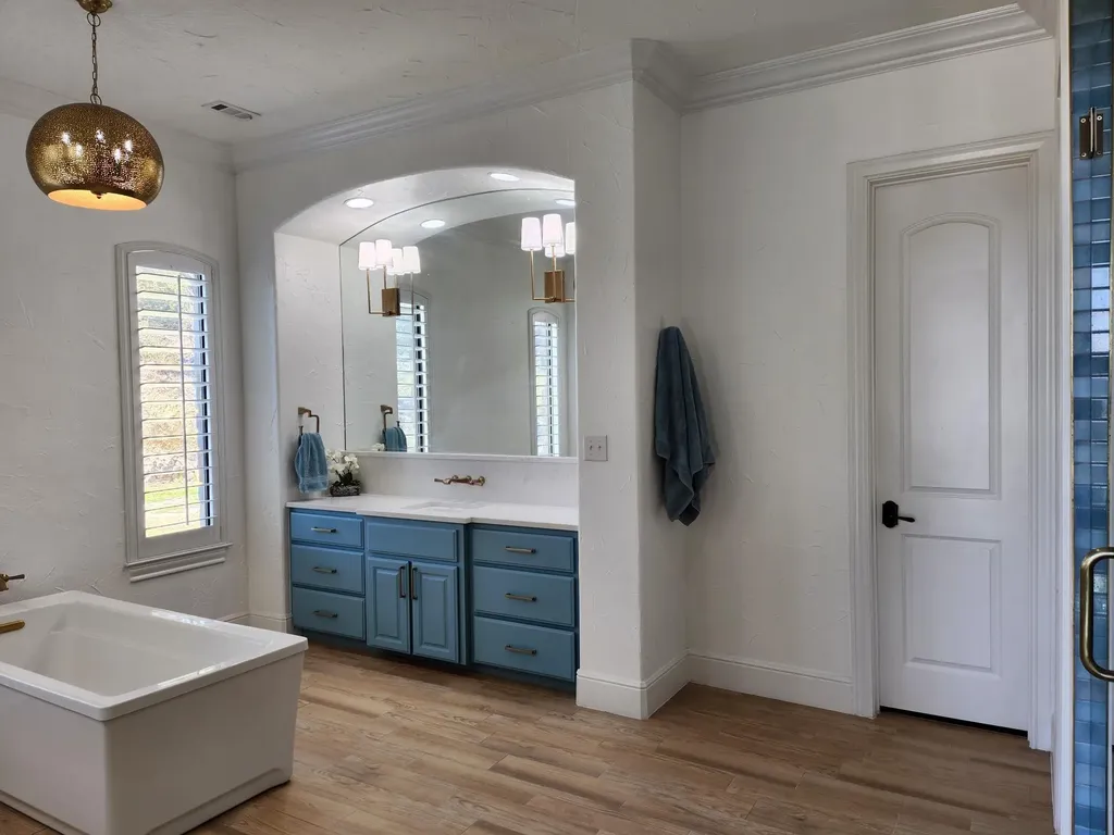 21301 Dill Circle Spicewood TX 78669