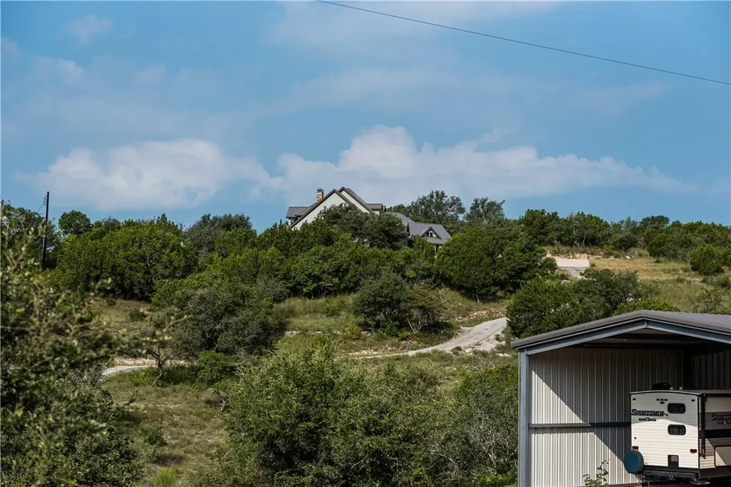 21301 Dill Circle Spicewood TX 78669