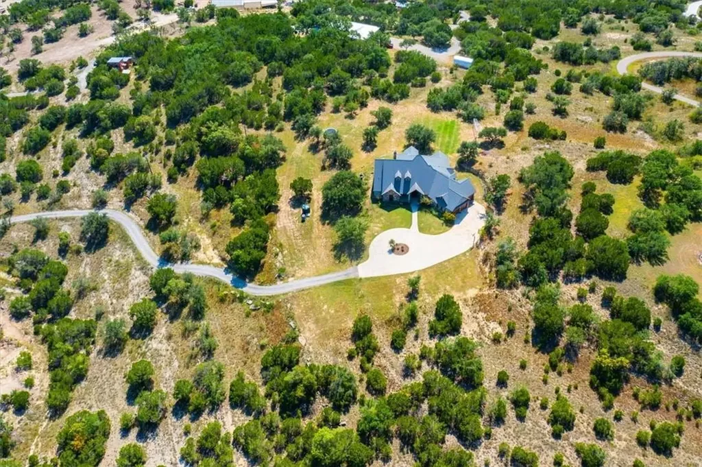 21301 Dill Circle Spicewood TX 78669
