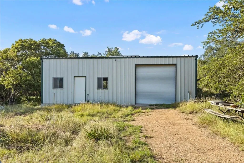1651 Old Red Ranch Road Dripping Springs TX 78620