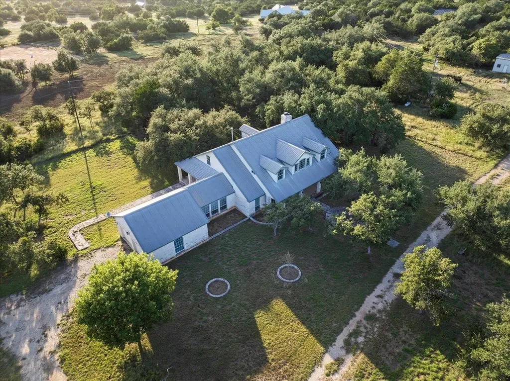 1651 Old Red Ranch Road Dripping Springs TX 78620