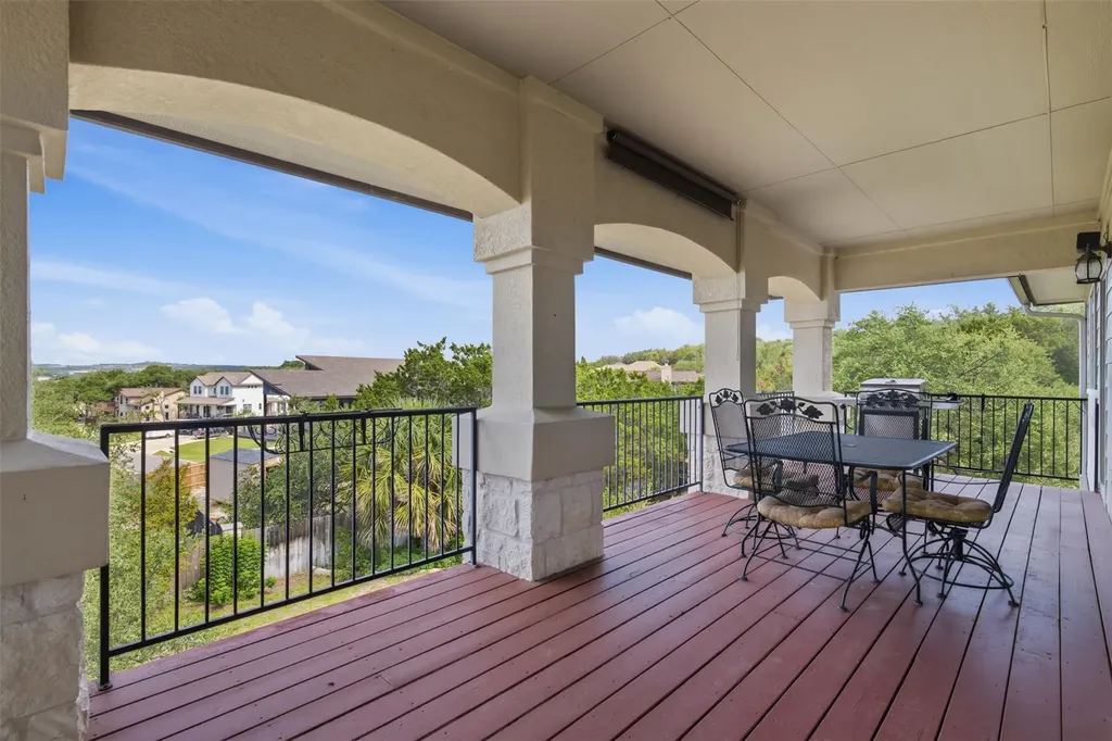 700 Augusta Circle N Point Venture TX 78645