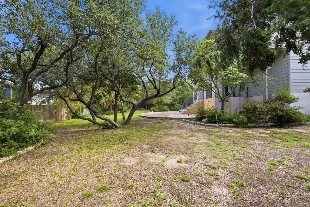 700 Augusta Circle N Point Venture TX 78645