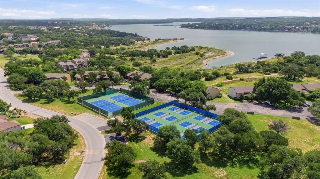 700 Augusta Circle N Point Venture TX 78645