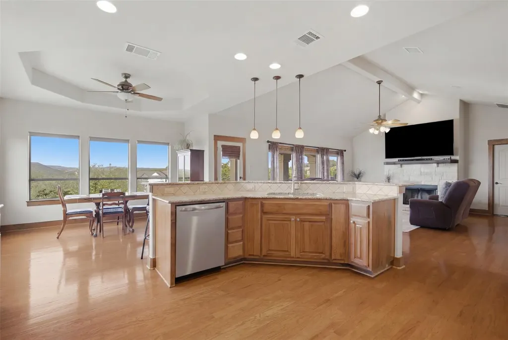 700 Augusta Circle N Point Venture TX 78645