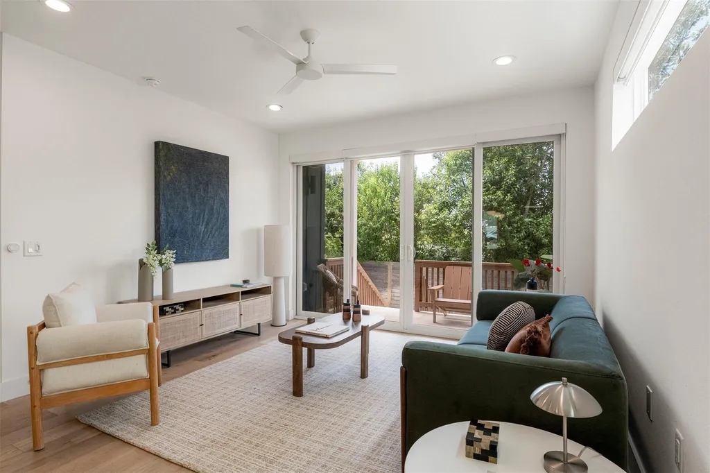 2000 Greenwood Avenue Austin TX 78723