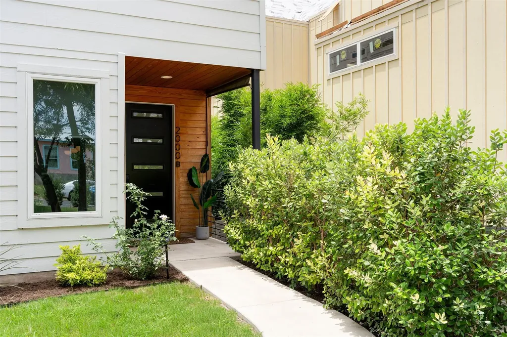 2000 Greenwood Avenue Austin TX 78723