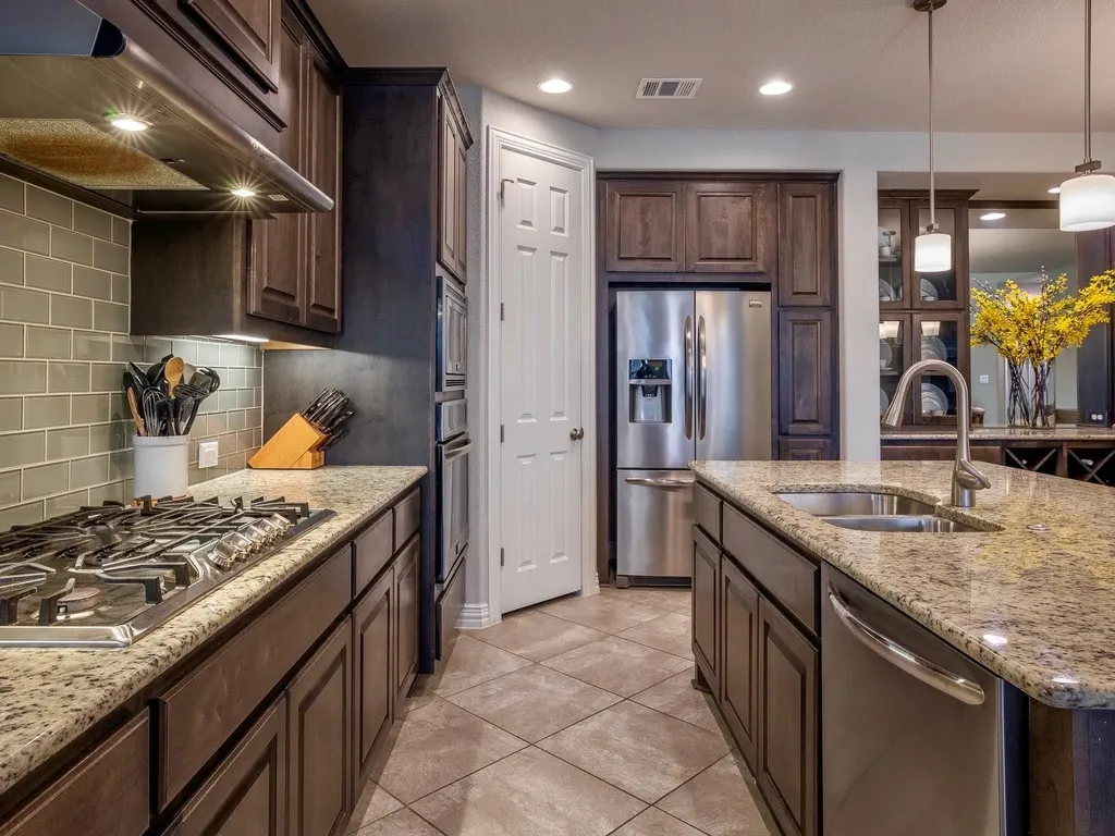 3401 Venezia View Leander TX 78641