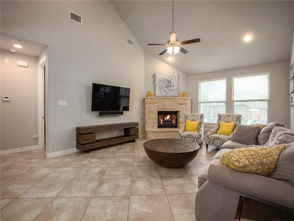 3401 Venezia View Leander TX 78641