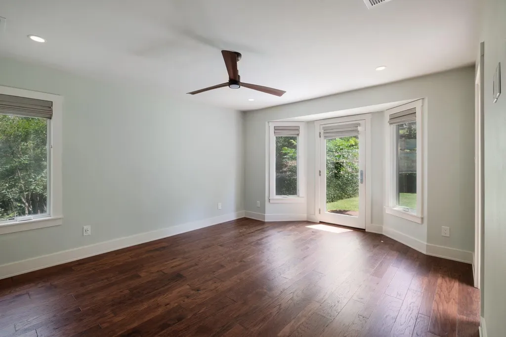6105 Highlandale Drive Austin TX 78731